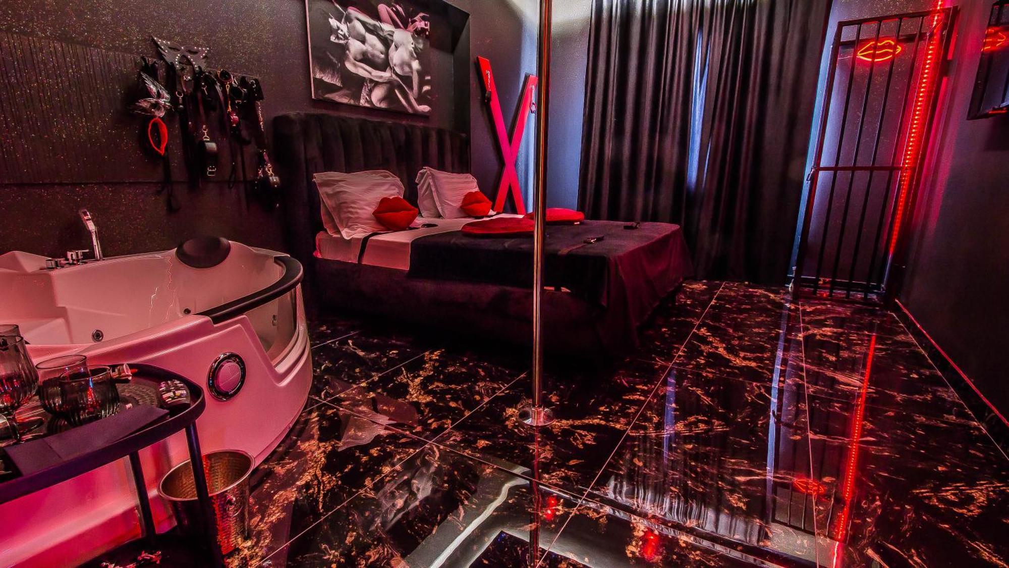 Romeo Nights - Love Rooms - Adults Only Бухарест Екстер'єр фото