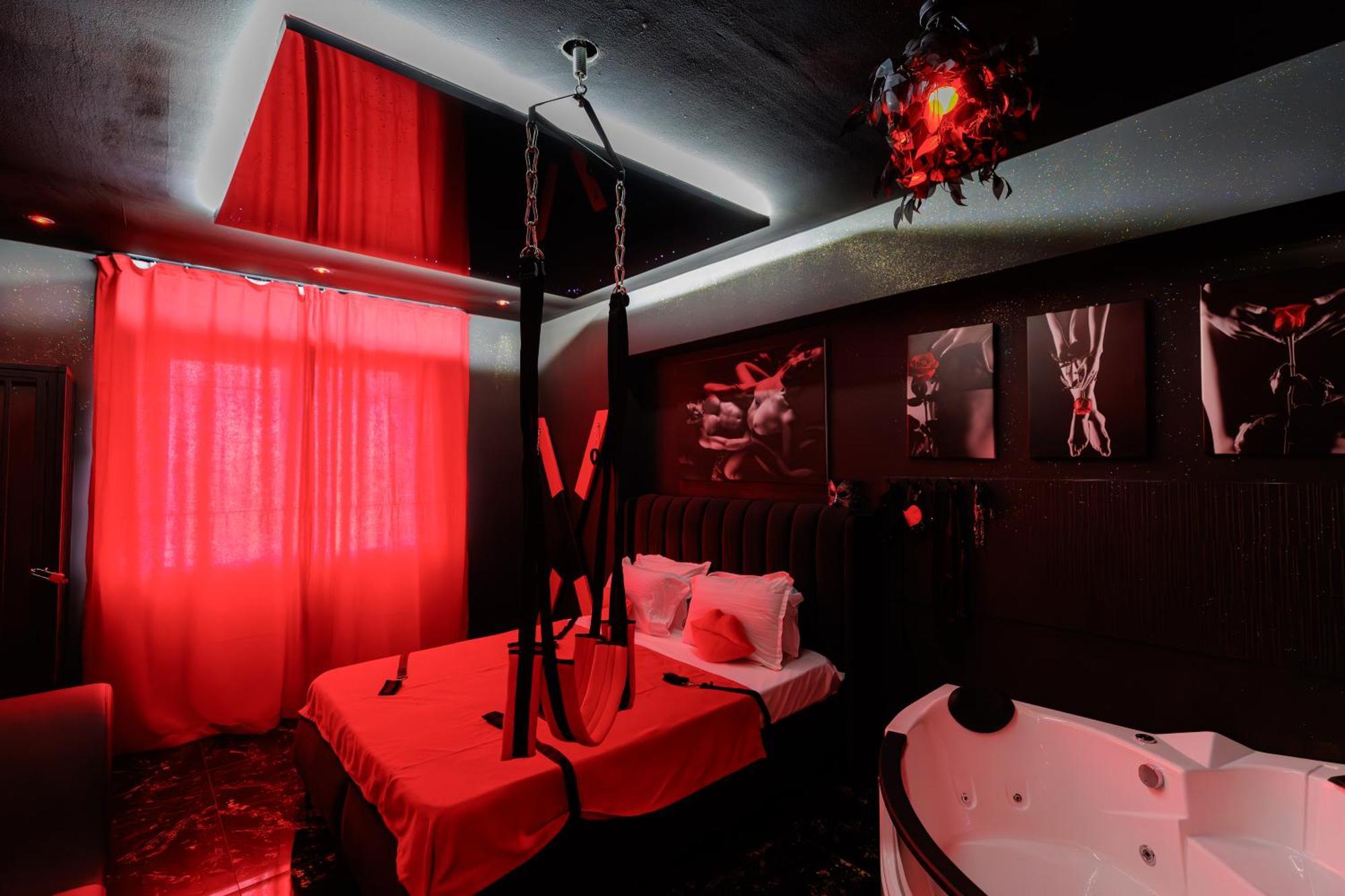 Romeo Nights - Love Rooms - Adults Only Бухарест Екстер'єр фото